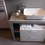 Waterfalls Apartman *